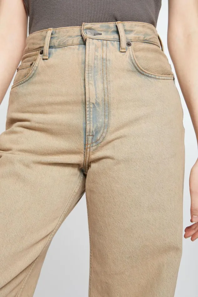 Acne Studios Relaxed Fit Jeans 8211 2022 Light Sand Women Jeans Acne Studios Relaxed Fit Jeans 8211 2022 Light Sand Women Jeans