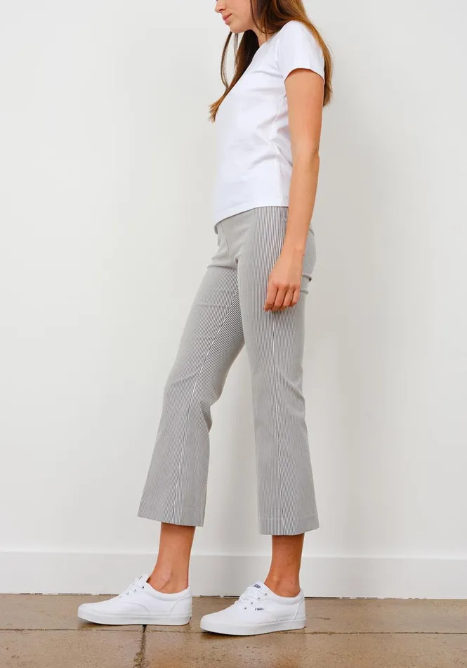 Avenue Montaigne LEO Seersucker Stripes Grey Women Pants