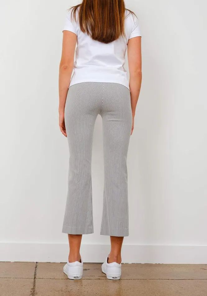 Avenue Montaigne LEO Seersucker Stripes Grey Women Pants