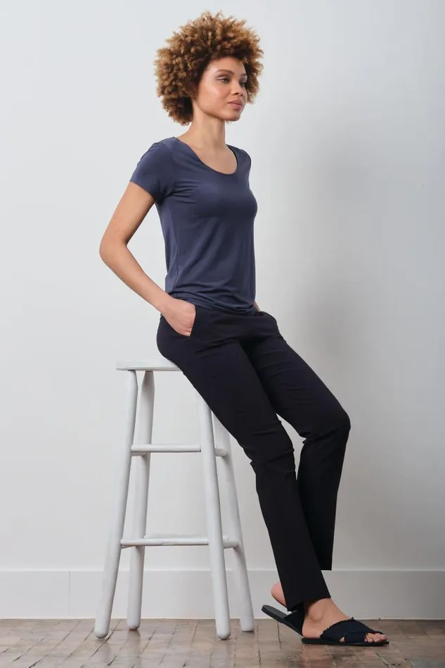 Avenue Montaigne LOUIS Signature Navy Women Pants Avenue Montaigne LOUIS Signature Navy Women Pants