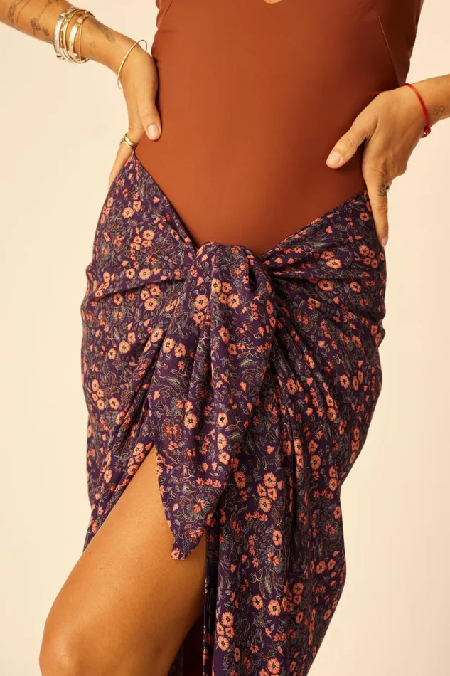 Bottoms Shop Natalie Martin SARONGSCARF Petite Fleur Aubergine