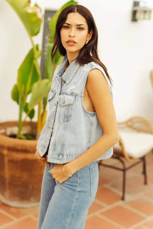 Carter Denim Vest Light Wash Women Bohme Outerwear