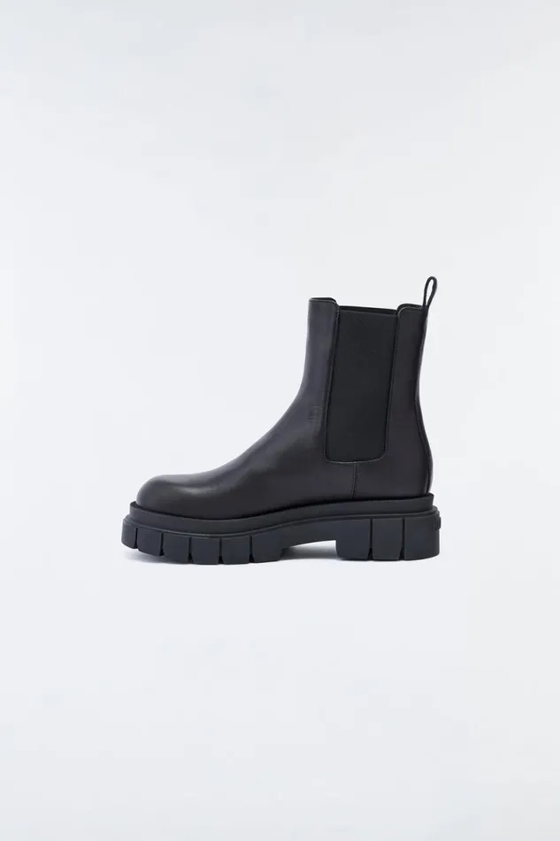Chelsea Boots Women Mackage STORM Unlined Lug Sole R Leather Chelsea Boot For Women Black Chelsea Boots Women Mackage STORM Unlined Lug Sole R Leather Chelsea Boot For Women Black