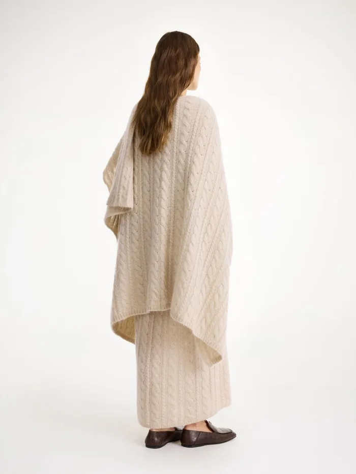 Coats and Jackets Women By Malene Birger Kassillas Woolblend Poncho Oyster Gray Coats and Jackets Women By Malene Birger Kassillas Woolblend Poncho Oyster Gray