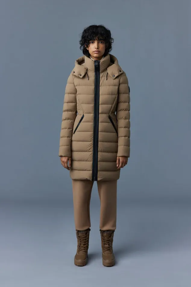 Downs and Jackets Women Mackage FARREN Agile360 Down Coat With Removable Hood Trench Downs and Jackets Women Mackage FARREN Agile360 Down Coat With Removable Hood Trench
