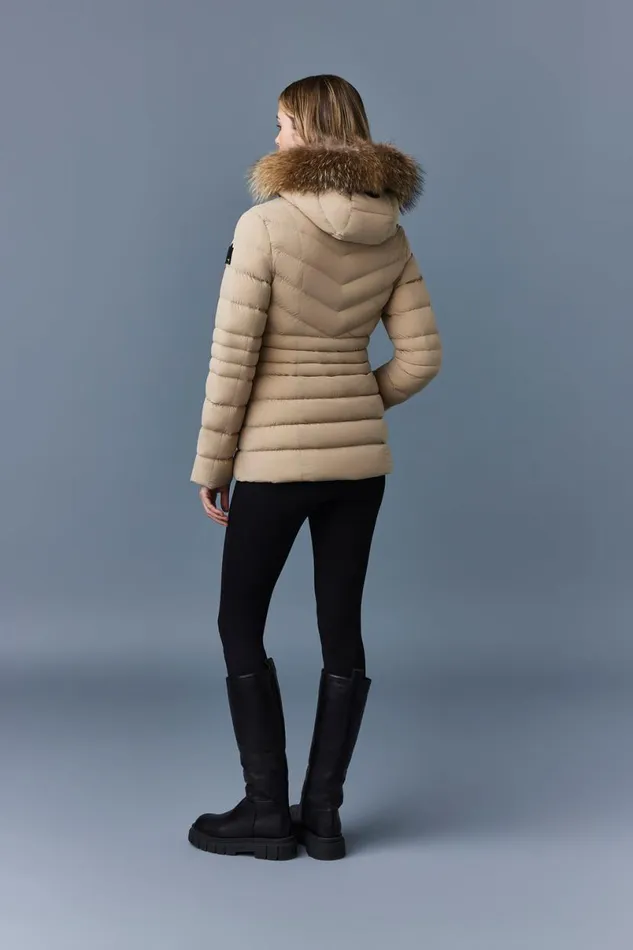 Downs and Jackets Women Mackage PATSY Manteau Agile 360 En Duvet Avec Col En Fourrure Naturelle Black