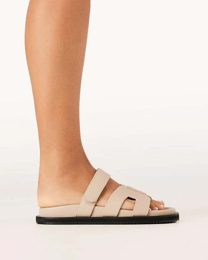 Flats Billini Sandals and Slides THEON OAT