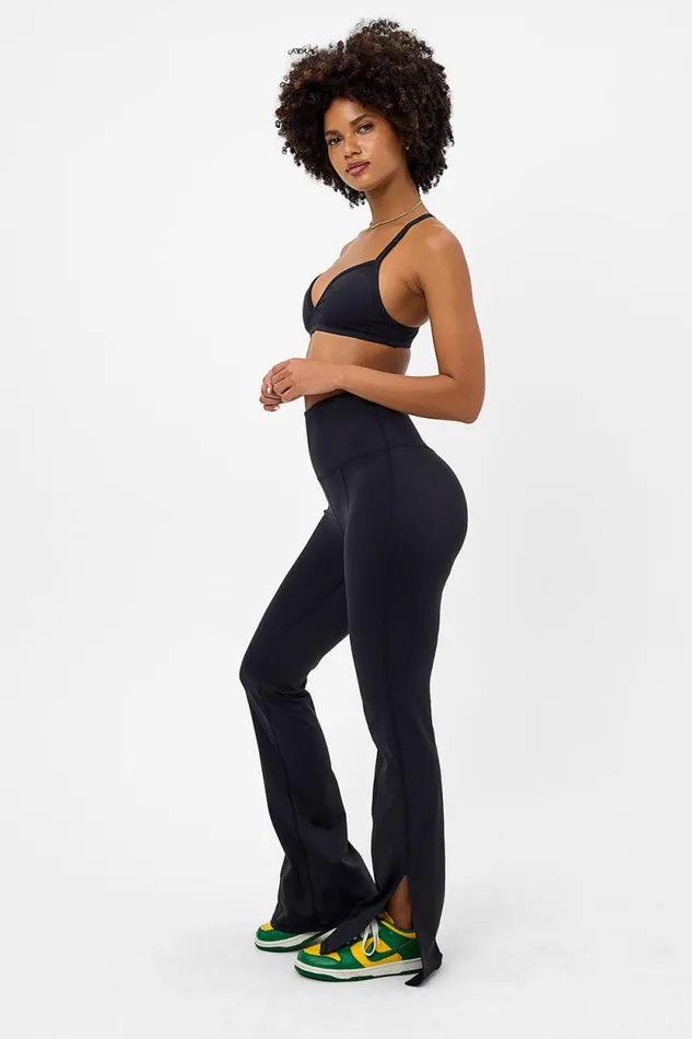 Frankies Bikinis Active Women Zippy Flare Legging Black