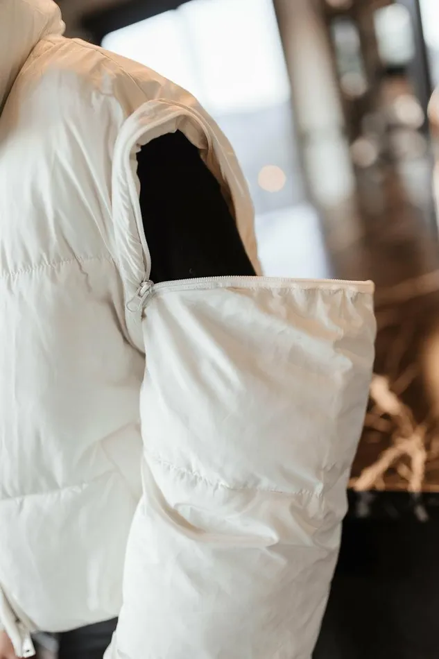 Kai Detachable Sleeve Jacket In Cream Cream Women Bohme Outerwear