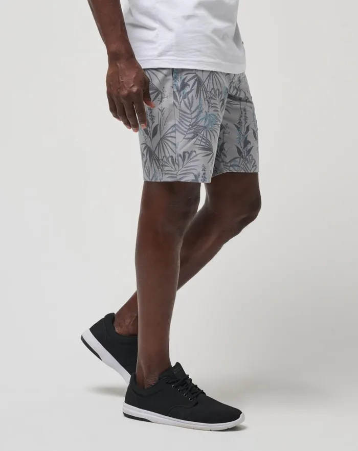 Men Shorts TravisMathew GARDEN ISLE SHORT 9IN Heather Light Grey