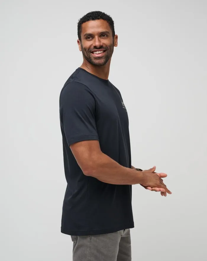 Men Tees TravisMathew ALL DAY RAIN TEE Black