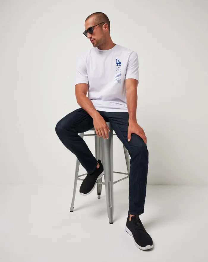 Men Tees TravisMathew LOS ANGELES DODGERS SUNSET SLAM TEE White Men Tees TravisMathew LOS ANGELES DODGERS SUNSET SLAM TEE White