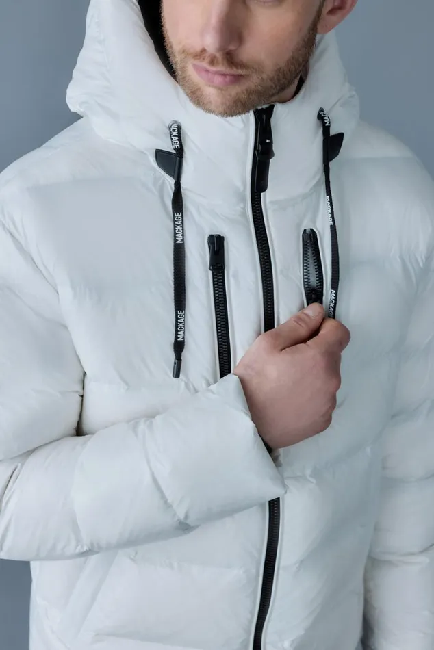 Puffer Men Mackage VICTOR Lustrous Light Down Jacket With Hood For Men Black Puffer Men Mackage VICTOR Lustrous Light Down Jacket With Hood For Men Black