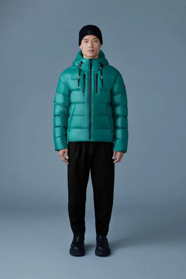 Puffer Men Mackage VICTOR Lustrous Light Down Jacket With Hood For Men Black Puffer Men Mackage VICTOR Lustrous Light Down Jacket With Hood For Men Black