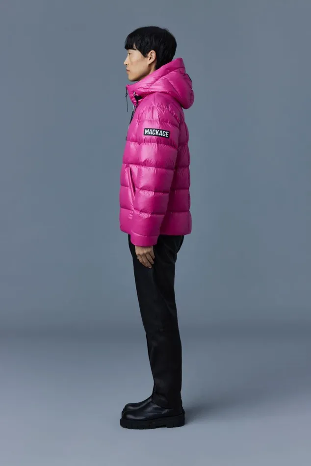 Puffer Men Mackage VICTOR Lustrous Light Down Jacket With Hood For Men Black Puffer Men Mackage VICTOR Lustrous Light Down Jacket With Hood For Men Black