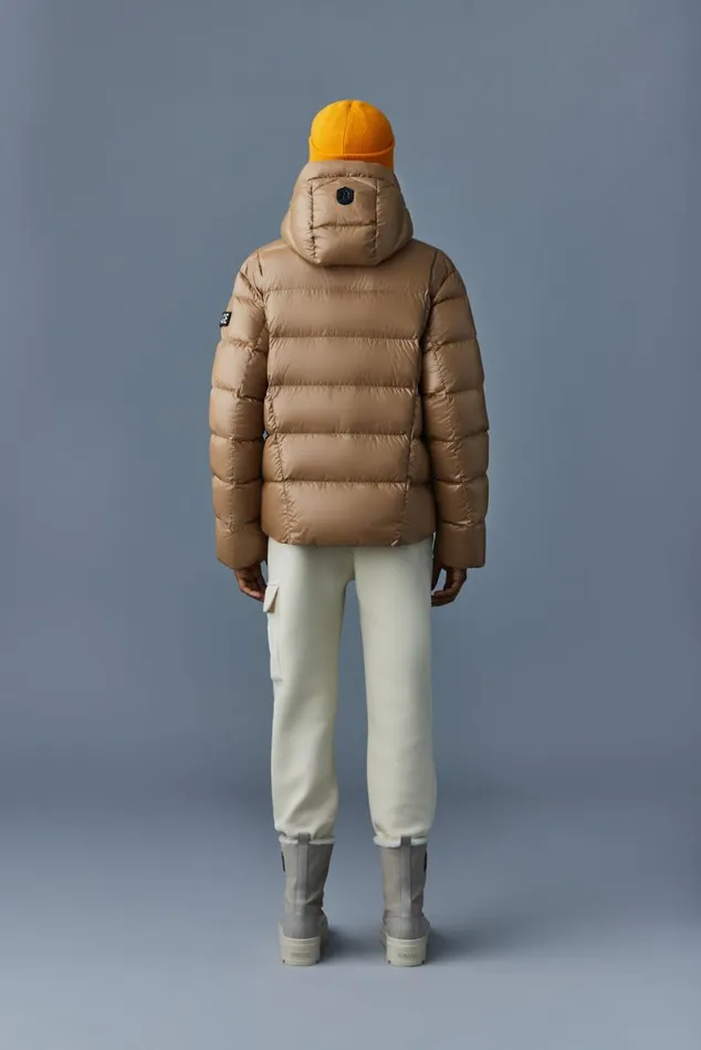 Puffer Men Mackage VICTOR Lustrous Light Down Jacket With Hood For Men Black Puffer Men Mackage VICTOR Lustrous Light Down Jacket With Hood For Men Black