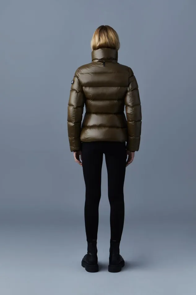 Puffers Women Mackage MADALYN Lustrous Light Down Jacket With Hood For Ladies White Puffers Women Mackage MADALYN Lustrous Light Down Jacket With Hood For Ladies White