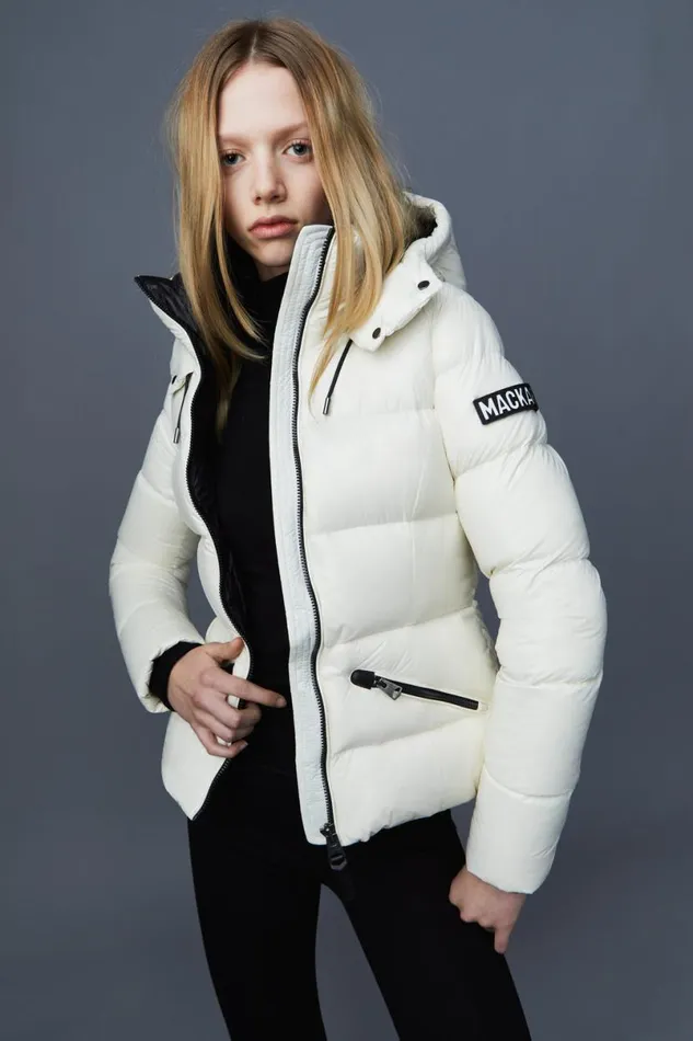 Puffers Women Mackage MADALYN Lustrous Light Down Jacket With Hood For Ladies White Puffers Women Mackage MADALYN Lustrous Light Down Jacket With Hood For Ladies White