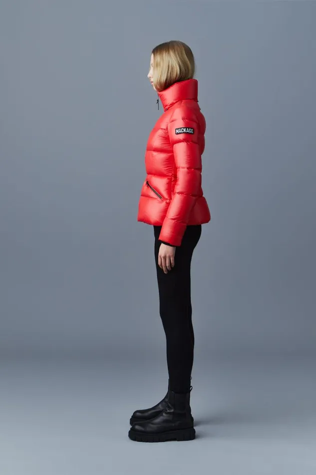 Puffers Women Mackage MADALYN Lustrous Light Down Jacket With Hood For Ladies White Puffers Women Mackage MADALYN Lustrous Light Down Jacket With Hood For Ladies White