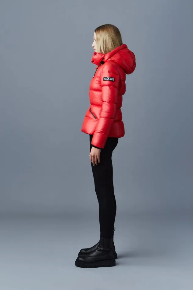 Puffers Women Mackage MADALYN Lustrous Light Down Jacket With Hood For Ladies White Puffers Women Mackage MADALYN Lustrous Light Down Jacket With Hood For Ladies White