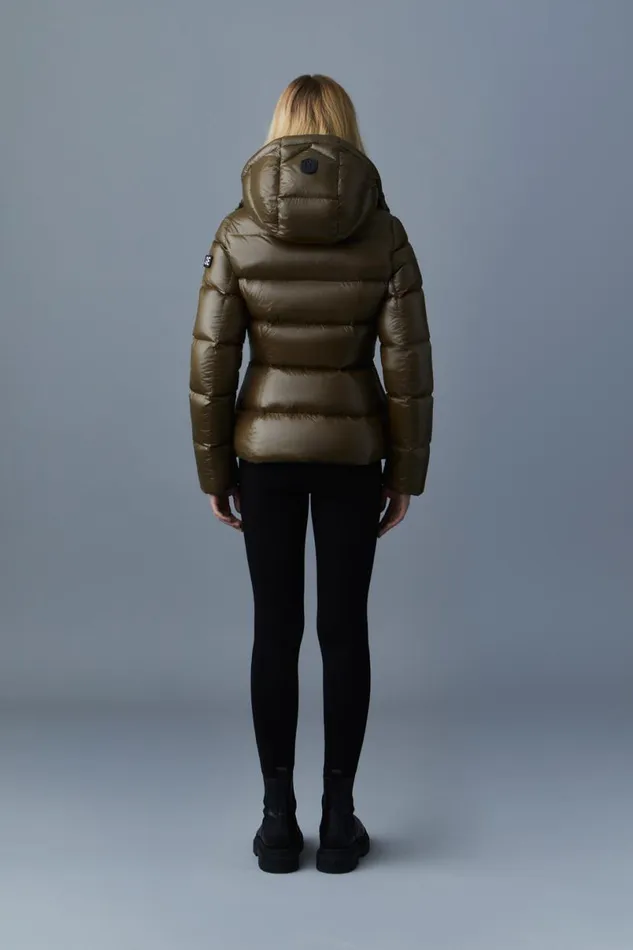 Puffers Women Mackage MADALYN Lustrous Light Down Jacket With Hood For Ladies White Puffers Women Mackage MADALYN Lustrous Light Down Jacket With Hood For Ladies White