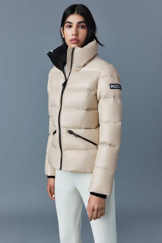 Puffers Women Mackage MADALYN Lustrous Light Down Jacket With Hood For Ladies White Puffers Women Mackage MADALYN Lustrous Light Down Jacket With Hood For Ladies White