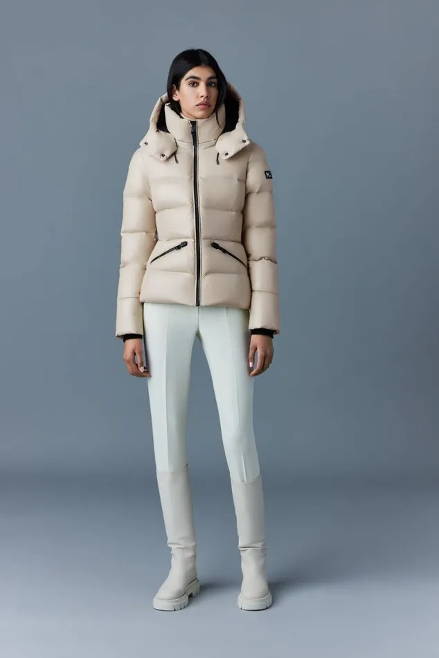 Puffers Women Mackage MADALYN Lustrous Light Down Jacket With Hood For Ladies White Puffers Women Mackage MADALYN Lustrous Light Down Jacket With Hood For Ladies White