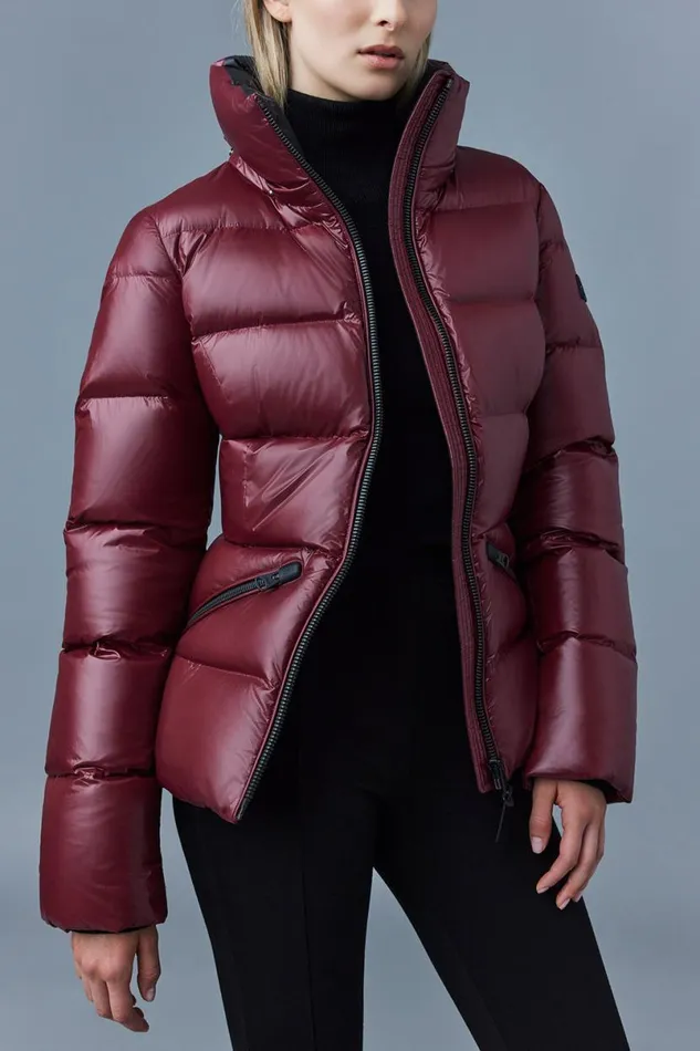 Puffers Women Mackage MADALYN Lustrous Light Down Jacket With Hood For Ladies White Puffers Women Mackage MADALYN Lustrous Light Down Jacket With Hood For Ladies White