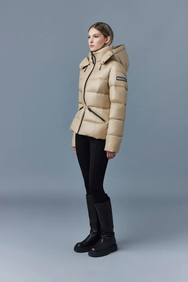 Puffers Women Mackage MADALYN Lustrous Light Down Jacket With Hood For Ladies White Puffers Women Mackage MADALYN Lustrous Light Down Jacket With Hood For Ladies White