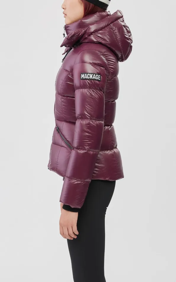 Puffers Women Mackage MADALYN Lustrous Light Down Jacket With Hood For Ladies White Puffers Women Mackage MADALYN Lustrous Light Down Jacket With Hood For Ladies White