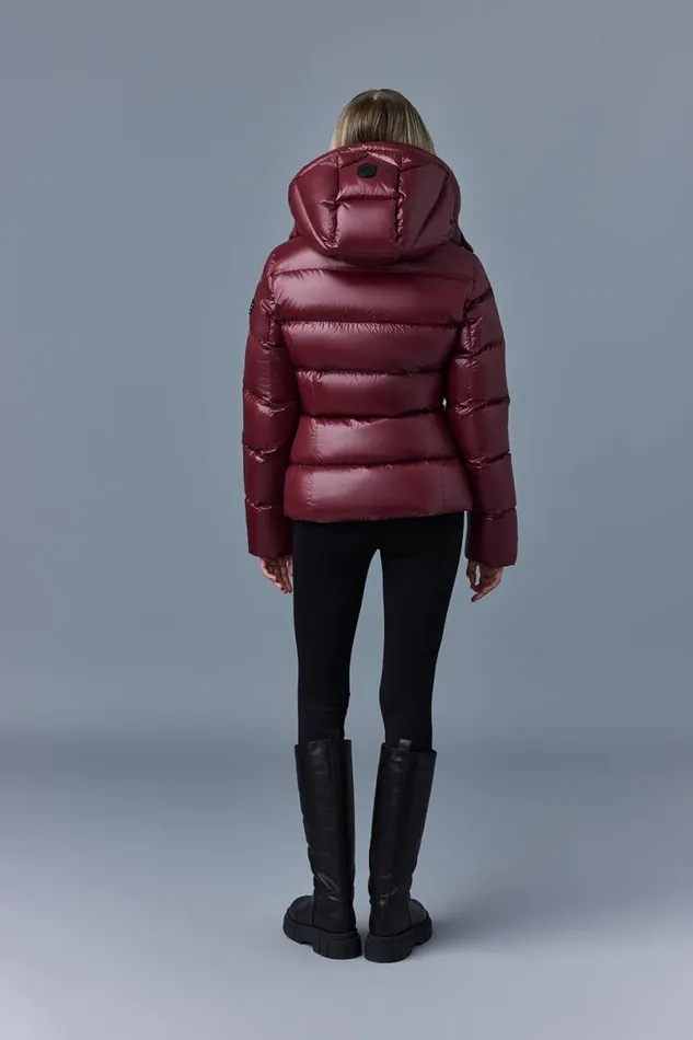 Puffers Women Mackage MADALYN Lustrous Light Down Jacket With Hood For Ladies White Puffers Women Mackage MADALYN Lustrous Light Down Jacket With Hood For Ladies White