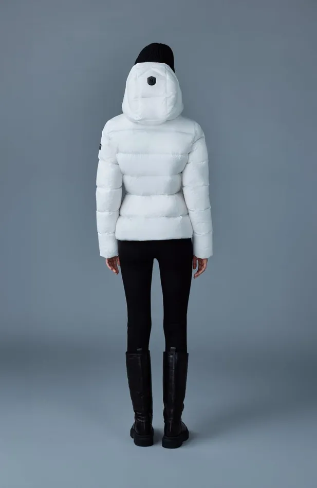 Puffers Women Mackage MADALYN Lustrous Light Down Jacket With Hood For Ladies White Puffers Women Mackage MADALYN Lustrous Light Down Jacket With Hood For Ladies White