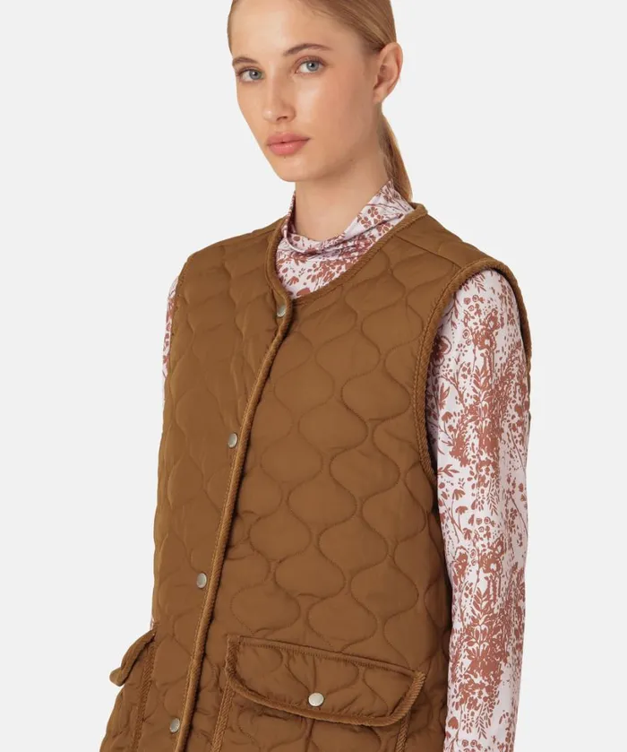 Quilt Long Vest 8211 Walnut Outerwear Ilse Jacobsen All Jackets And Coats