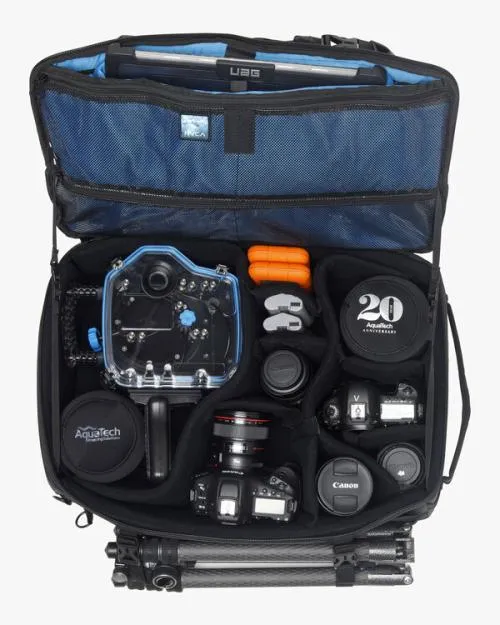 Rvca Zak Noyle Camera Gear Duffle Bag Black Men Backpacks and Luggage