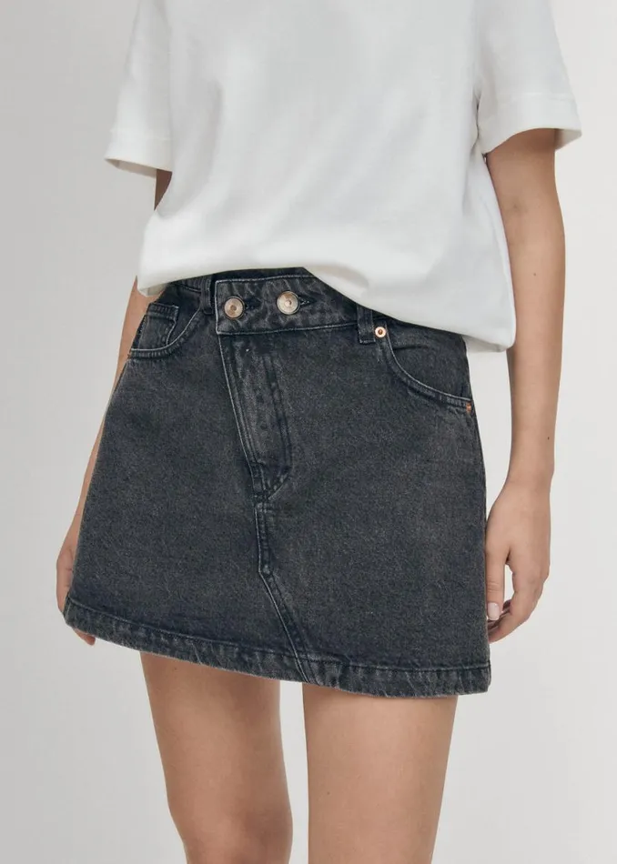 Skirts Women ALOHAS Boston Black Denim Skirt