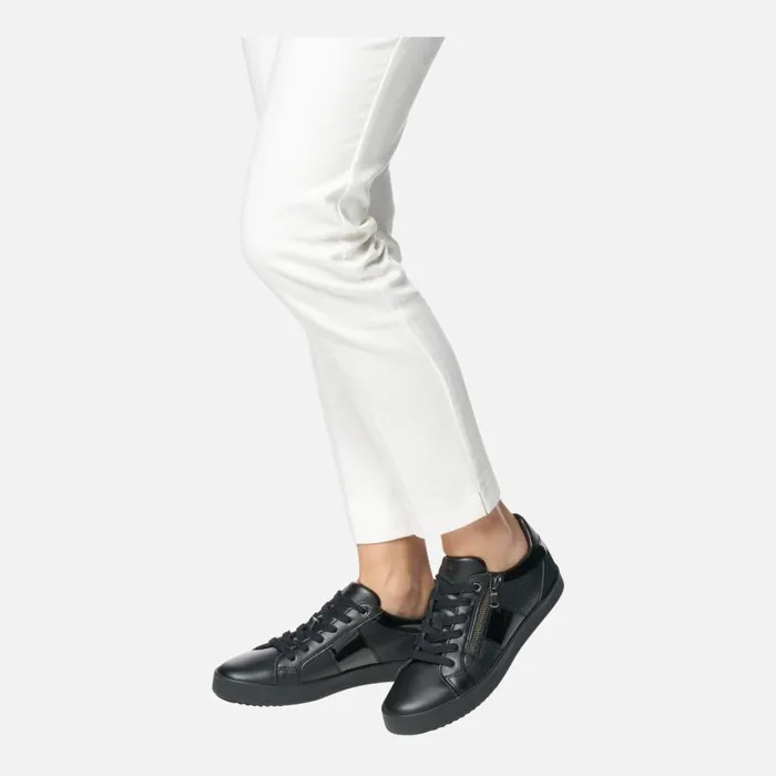 Woman Geox Sneakers BLOMIEE WOMAN Black Low Top Sneakers Black