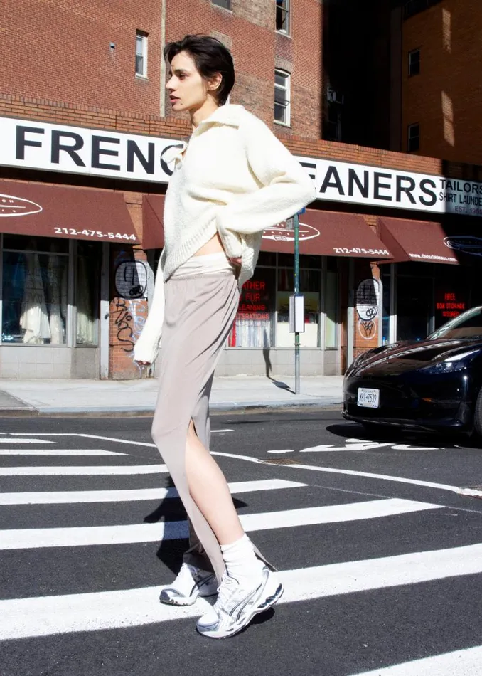Woman Venroy Skirts Side Split Jersey Skirt