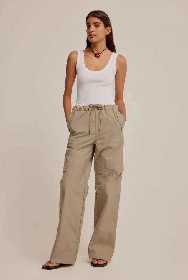 Woman Venroy TShirts and Tanks Scoop Neck Straight Hem Rib Tank