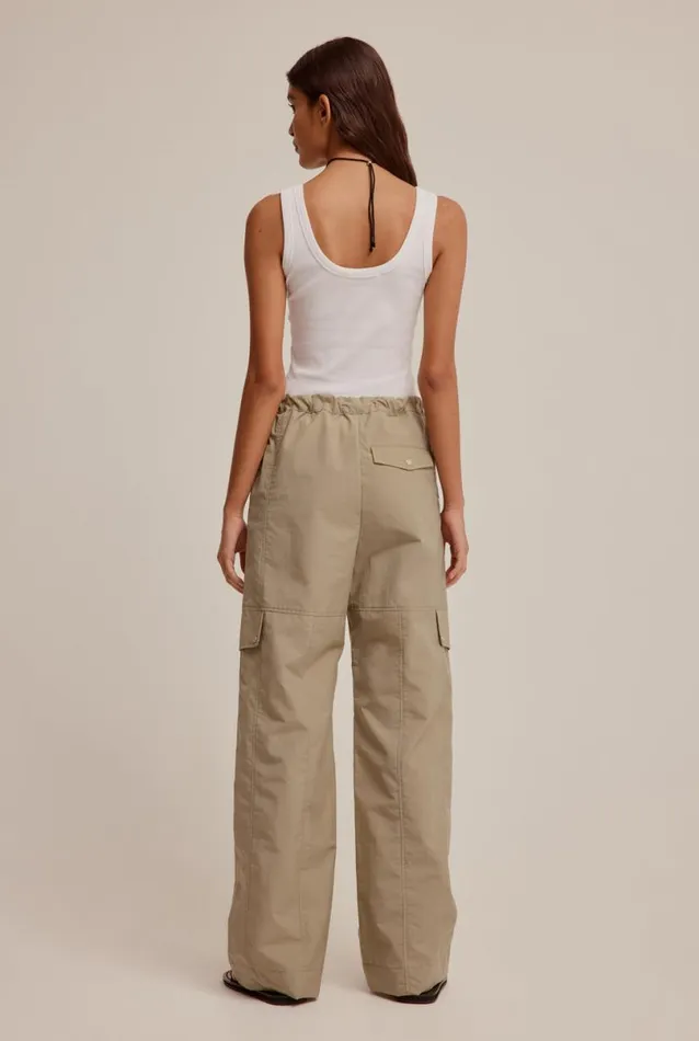 Woman Venroy TShirts and Tanks Scoop Neck Straight Hem Rib Tank