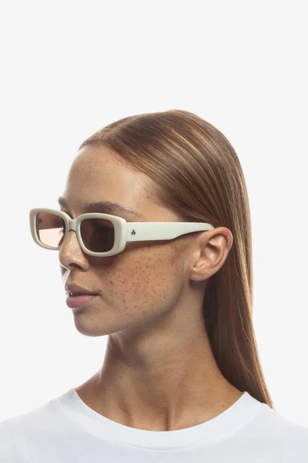 Women AIRE Ceres Sunglasses Ivory LAMARQUE Sunglasses Women AIRE Ceres Sunglasses Ivory LAMARQUE Sunglasses
