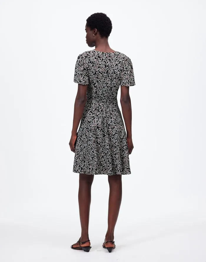 Women Dresses Madewell FlutterSleeve Mini Dress In Floral Daisy Black Ground