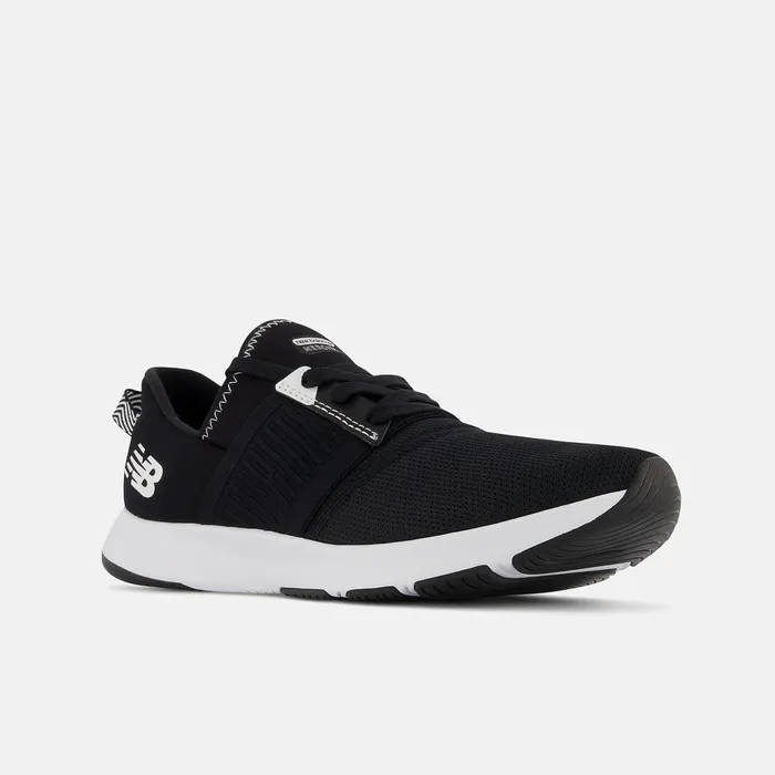 Women DynaSoft Nergize V3 Black With White New Balance Training