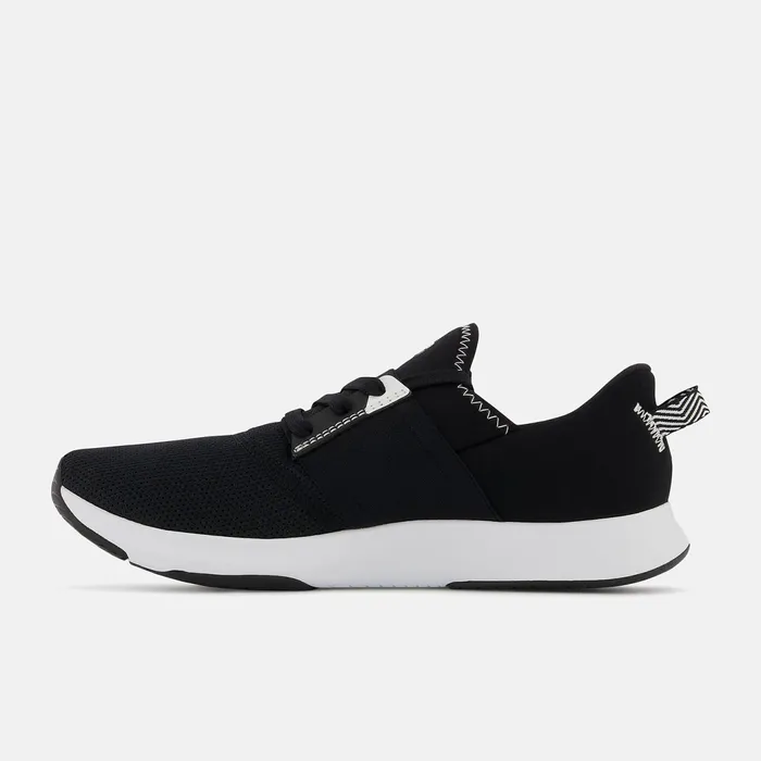 Women DynaSoft Nergize V3 Black With White New Balance Training