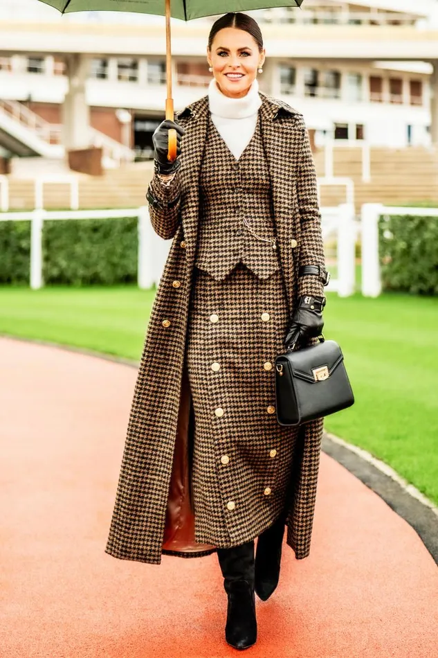 Women Hampton Waistcoat Chocolate Houndstooth Holland Cooper Tailoring Women Hampton Waistcoat Chocolate Houndstooth Holland Cooper Tailoring