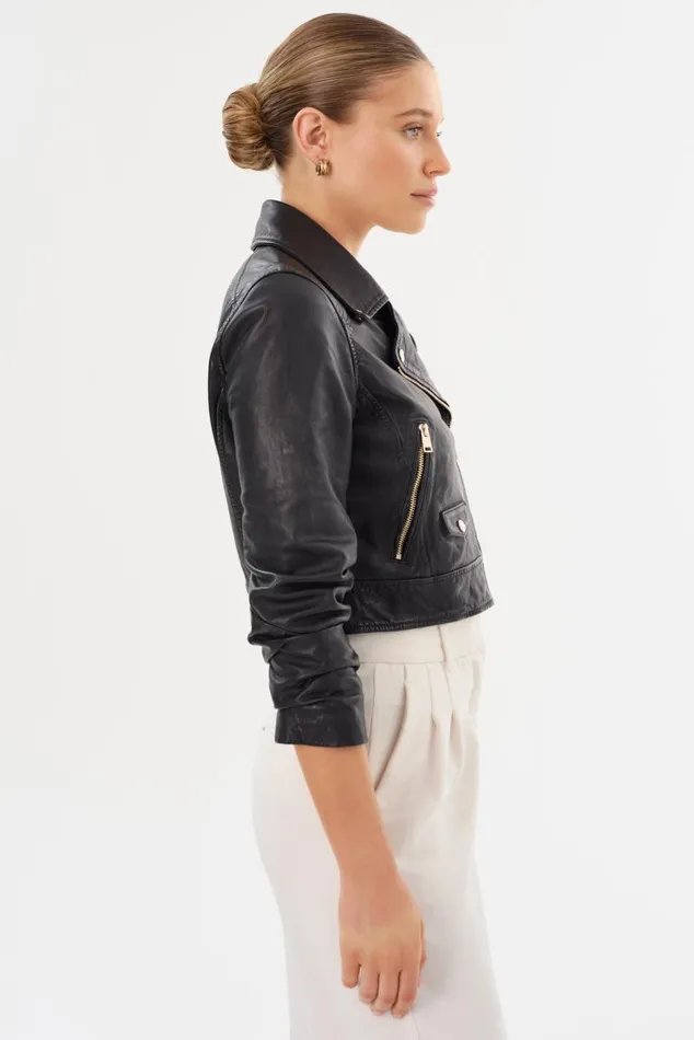 Women JANIKA Cropped Leather Biker Jacket Black LAMARQUE Leather Jackets Women JANIKA Cropped Leather Biker Jacket Black LAMARQUE Leather Jackets