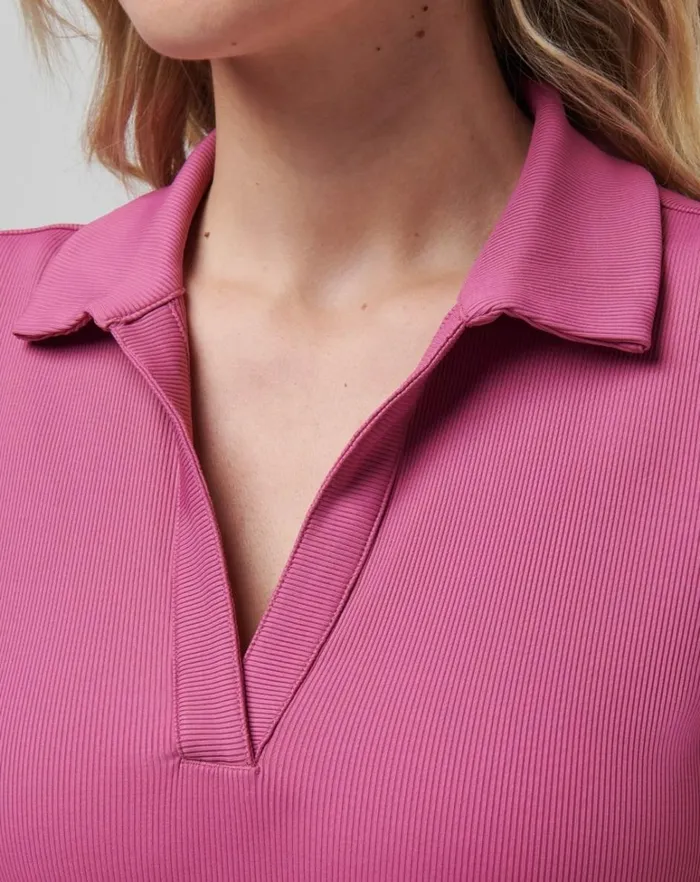 Women Polos TravisMathew MOVEKNIT VNECK POLO Red Violet Women Polos TravisMathew MOVEKNIT VNECK POLO Red Violet