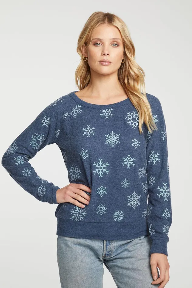 Womens Tops Chaser Brand Snowflakes
